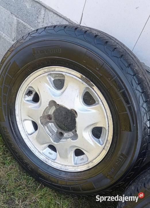 Komplet opony Pirelli i felg sprzedam 215 Piątnica Włościańska