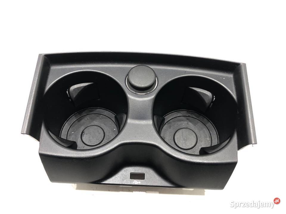 UCHWYT NA NAPOJE BMW G30 6801508 SedanLimuzyna