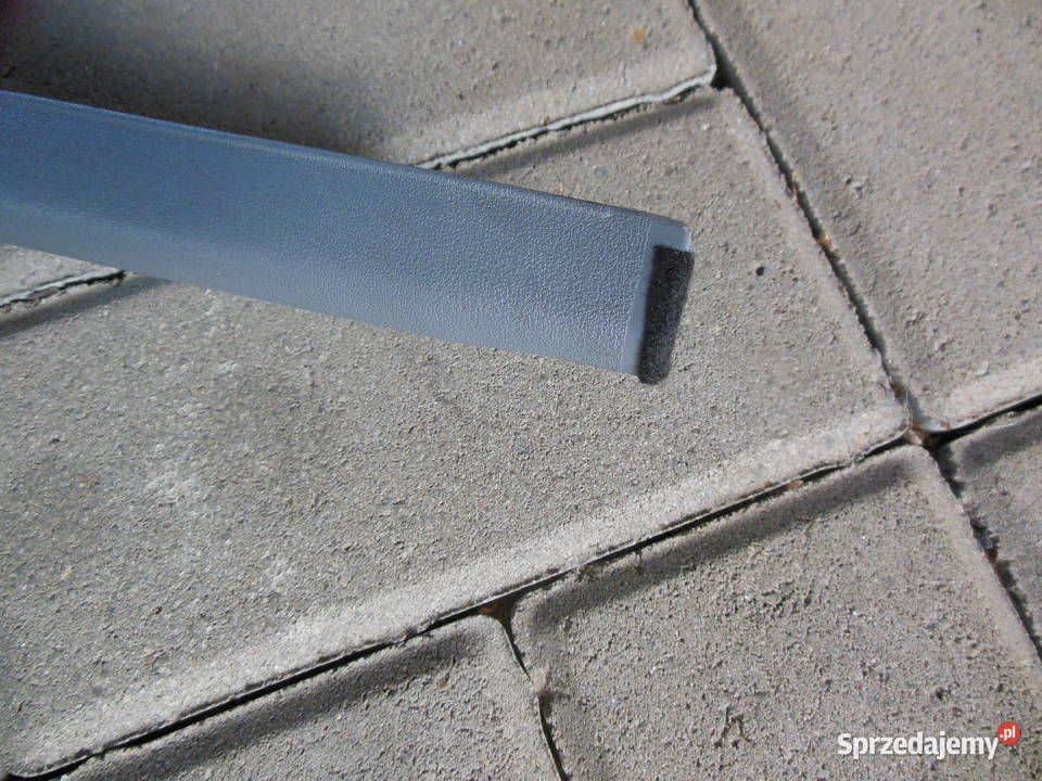 PLASTIK KLAPY BAGAŻNIKA PRAWY FIAT BRAVA 9598 OE Kozy