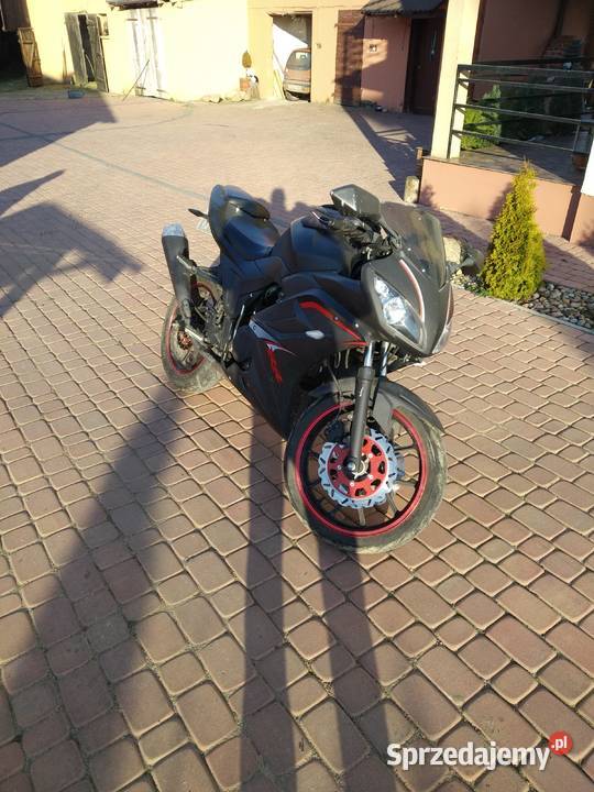 Motocykl 125250 Chajew