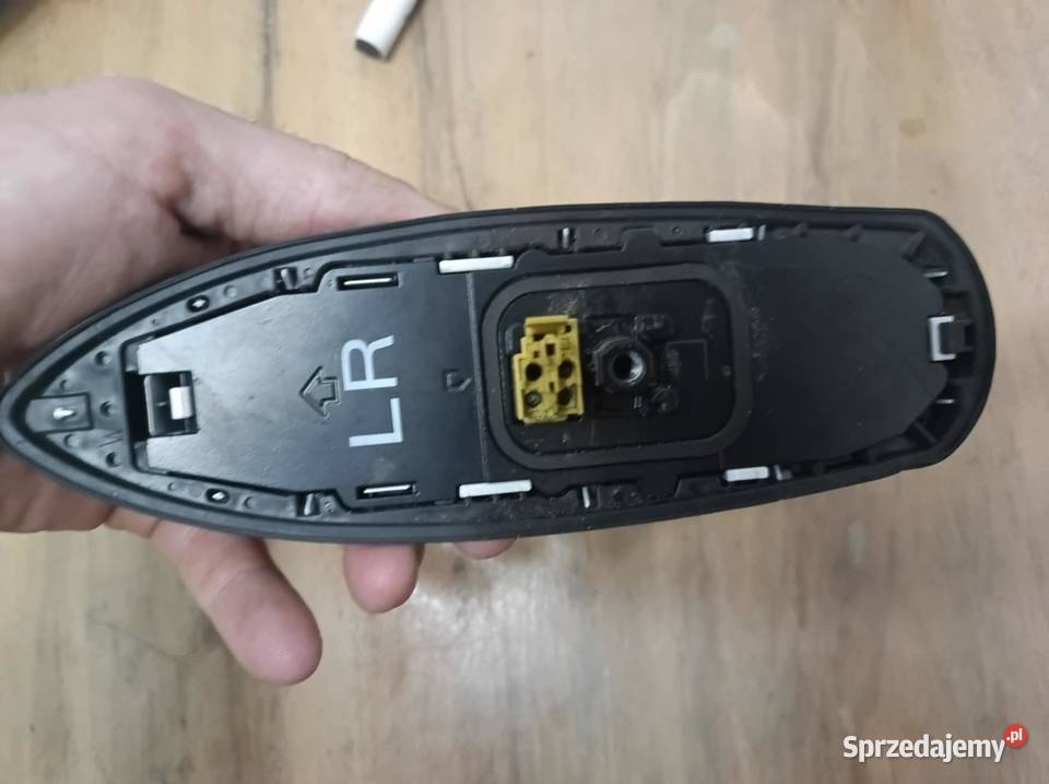 Toyota Corolla E21 kombi rekin antena 0040 LR Warszawa sprzedam