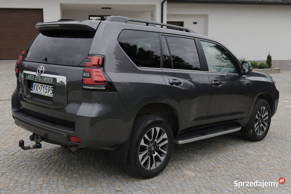 Toyota Land Cruiser Invincible polski salon I Motoryzacja Kazimierza Wielka