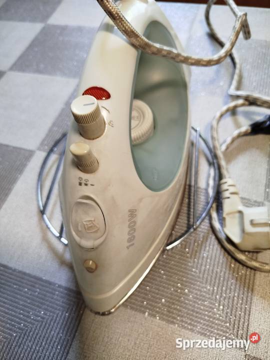 Żelazko Bomann 1600 W przewód zasilający w