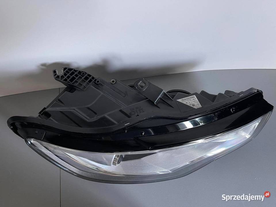AUDI A6 C7 BIXENON PRAWA LAMPA PRZÓD STAN Ostroróg