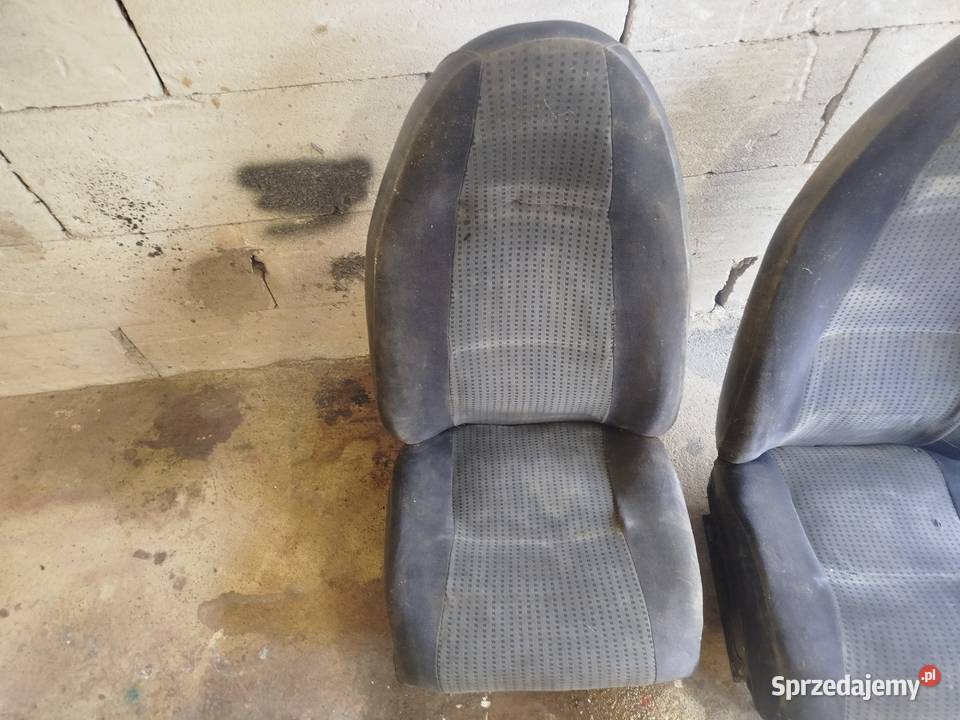 Fotele lotnicze fiat 126p Maluch Golcowa