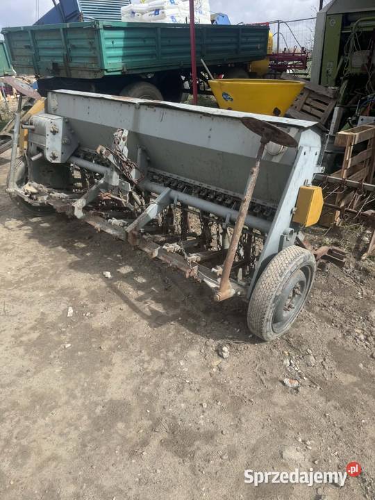 Siewnik poznaniak 27m sprzedam