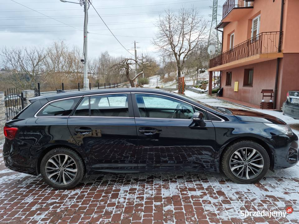 2017 Toyota avensis 230801km sprzedam
