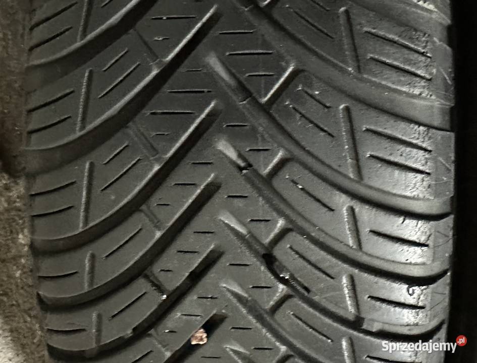 Koła Toyota Yaris opony wielosezonowe Kleber Samochodowe Warszawa