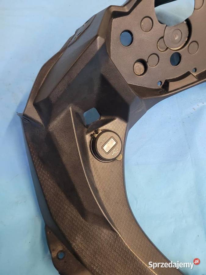 Kawasaki Ninja ZX 400 wypełnienie licznika Nowy Tomyśl