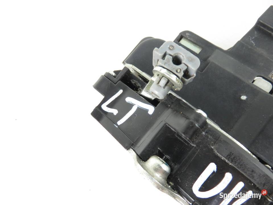 ZAMEK LEWY TYLNY OPEL ANTARA 8 PIN małopolskie