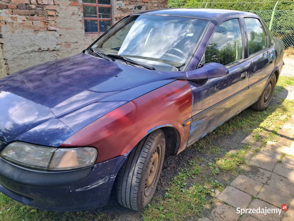 Opel Vectra B 16 GAZ LPG NOWA BUTLA nieuszkodzony Leśna