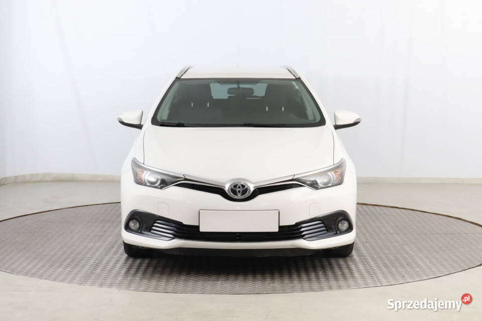 Toyota Auris 16 Valvematic biały Zabrze