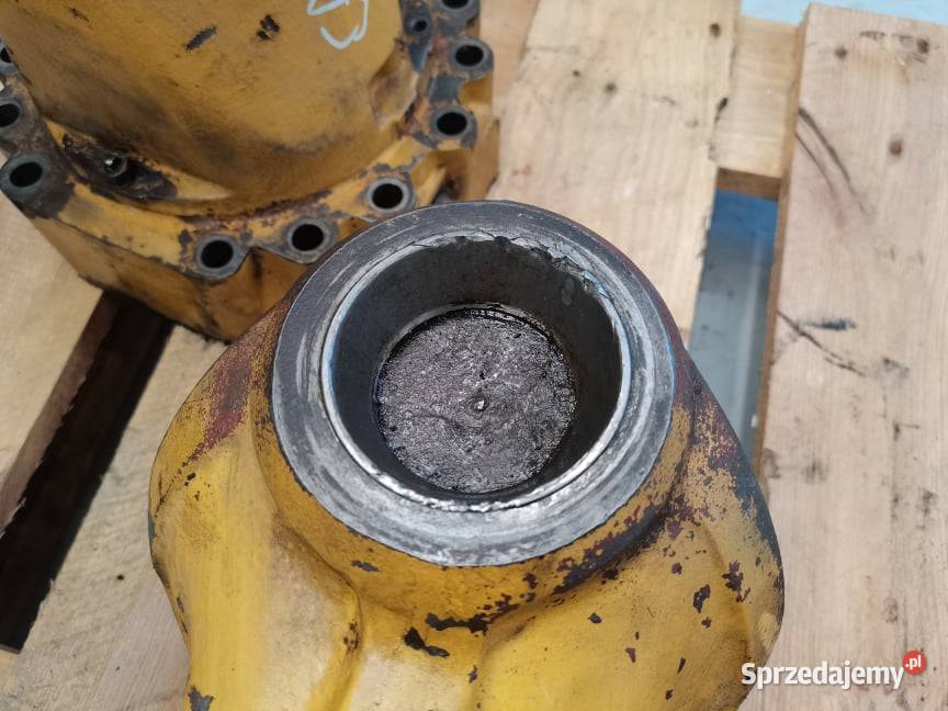 Pochwa mostu 27906010619 CAT TH sprzedam