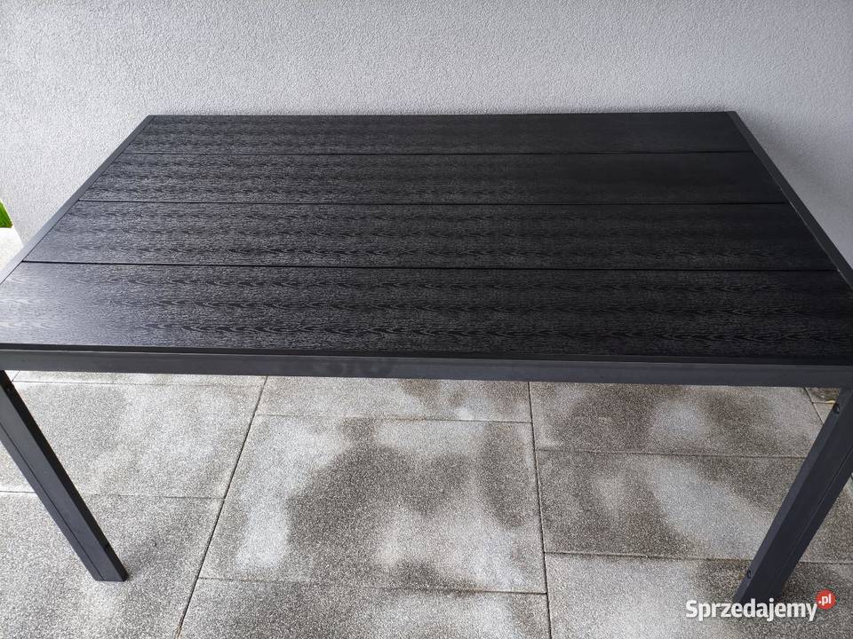 Stół ogrodowy firmy Maderup Dębica