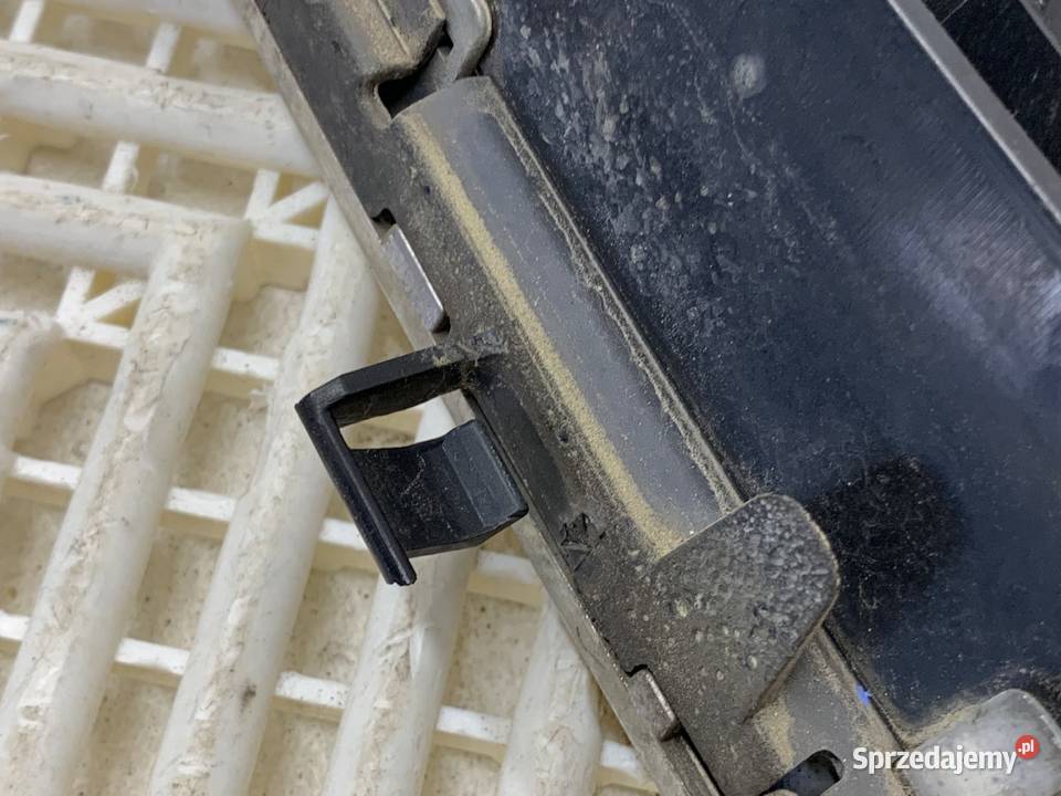 ATRAPA GRILL OPEL ZAFIRA B 0519 13136136 sprzedam