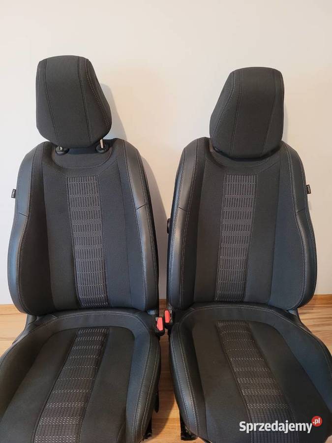 Sprzedam fotele przednie do Peugeota 308 T9 Sw Fotele i kanapy Puławy sprzedam