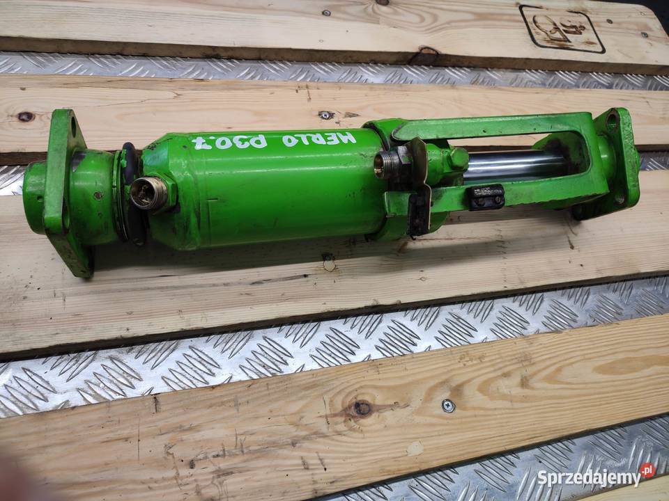 Siłownik stabilizacji osi Merlo P307 Wilkowo