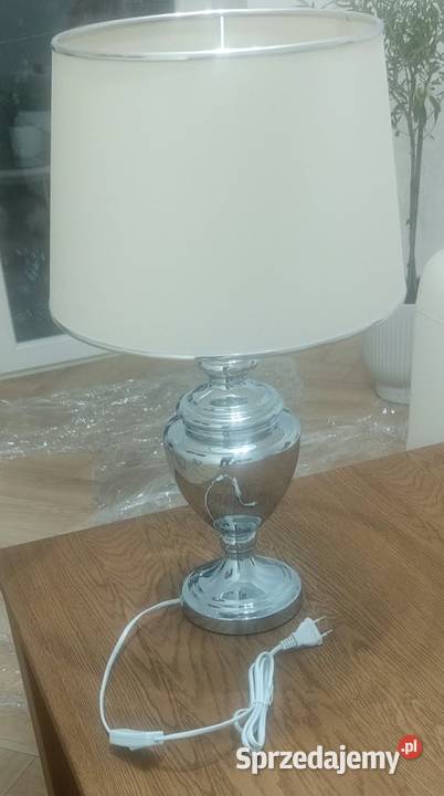 Lampa z kloszem podkarpackie