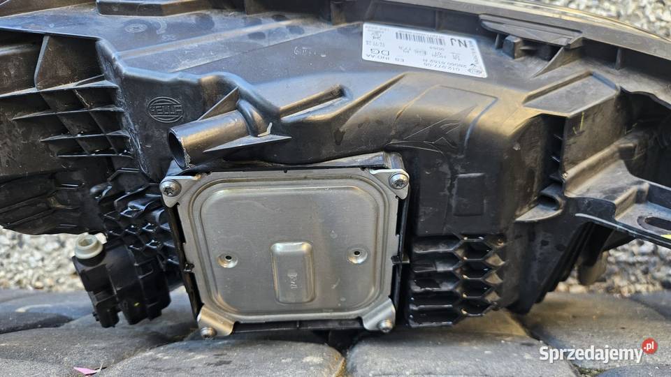 RENAULT CAPTUR I LIFT 1719 Lampy Przód Full Led sprzedam