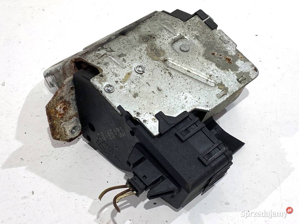 ZAMEK KLAPY TYŁ MERCEDES CL203 SportowyCoupe