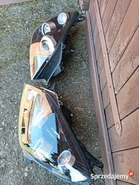Lampy Astra H xenon kompletne EU Lampy przednie sprzedam