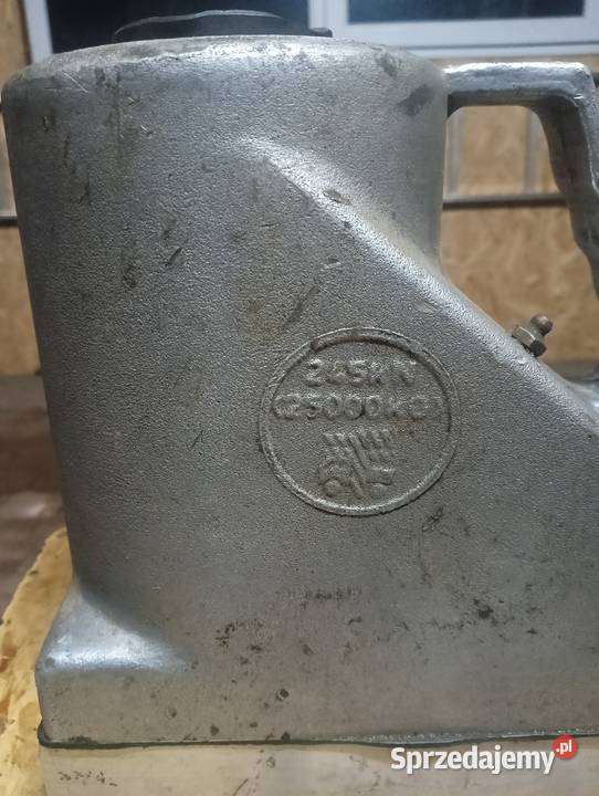 Podnośnik PRL podkarpackie Brzóza Królewska