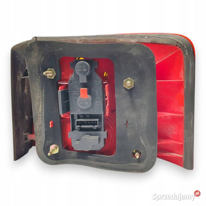LAMPA LEWA Audi A6 C5 Avant Kombi tylna tylnia Lampy tylne Lampy tylne Chełm