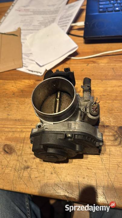 Przepustnica VW Audi 021133066 osobowe Przepustnice Margonin