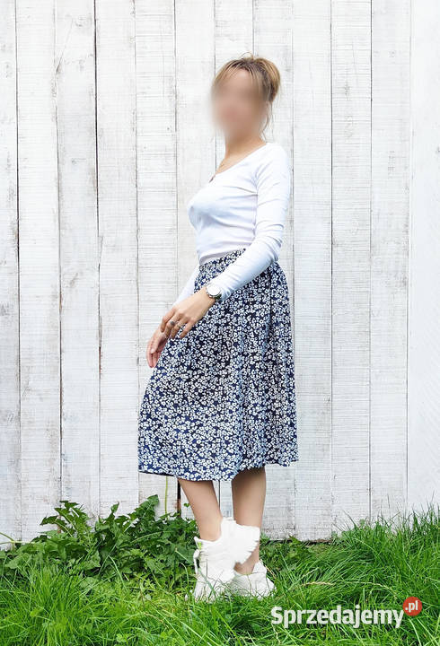 Spódnica midi łączka kwiatki kwiaty białe granat zachodniopomorskie Szczecin