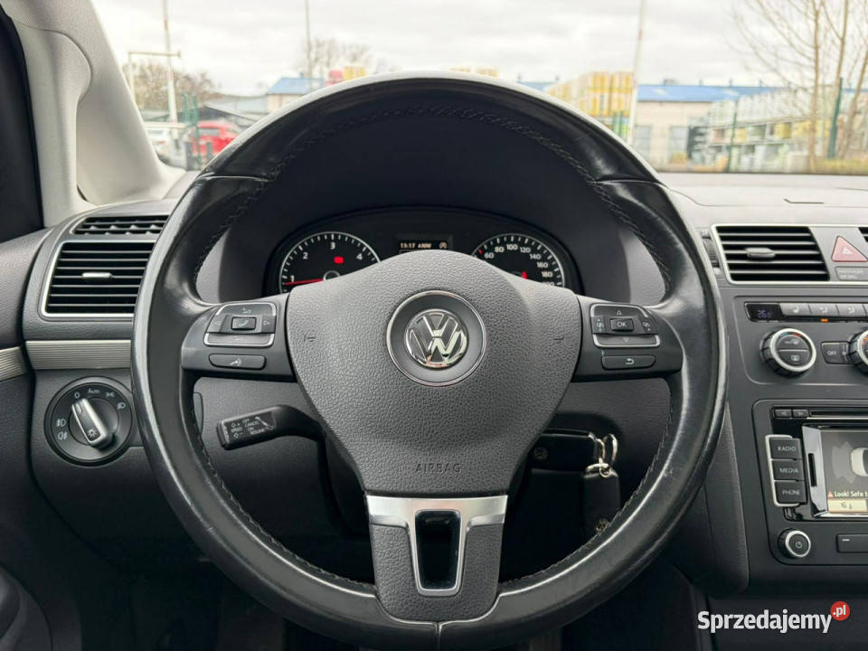 Volkswagen Touran Highline 7 osobowy navi nawigacja Lębork