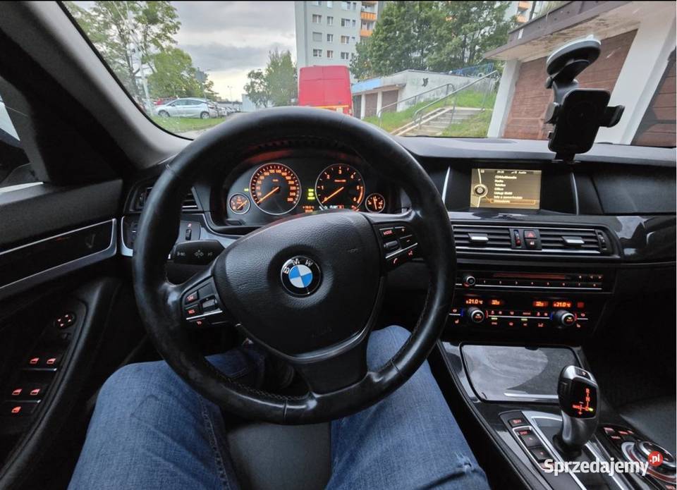 BMW Seria 5 520d 2013r disel białe Motoryzacja Tychy