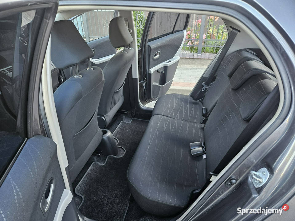 Toyota Yaris Opłacona Zdrowa Zadbana Serwisowana lakier metallic sprzedam
