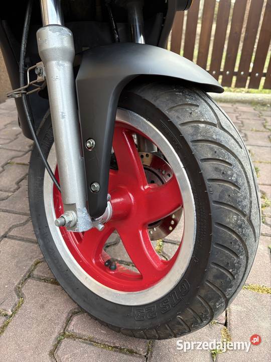 Zipp Triad 49cc 2006 pali na dotyk odmalowaniu Nowy Sącz