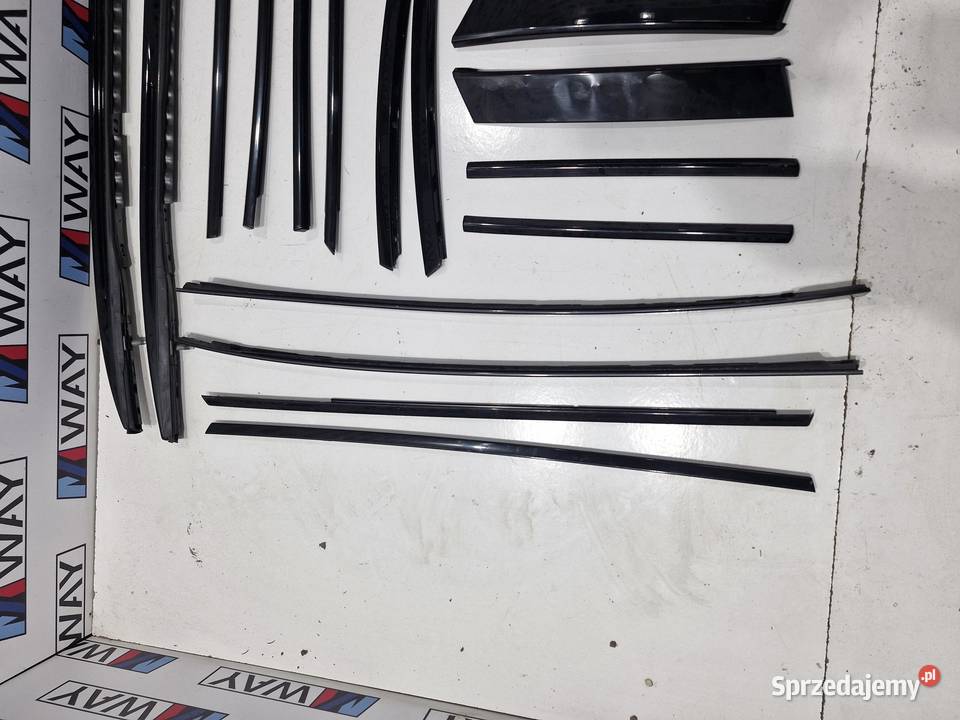 BMW F11 LISTWY ZEWNĘTRZNE SHADOWLINE CZARNY