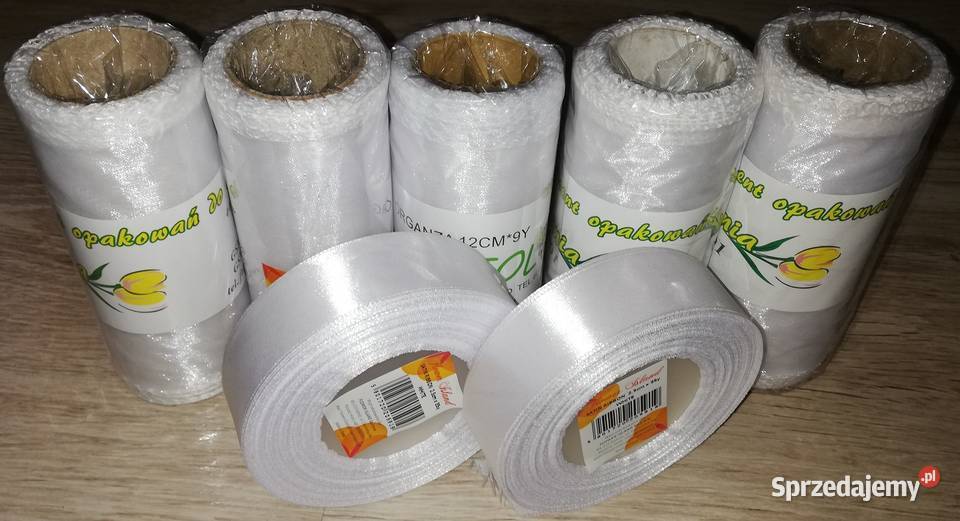 Komunia Święta wstążka ozdoba kościół ławka dom Tychy