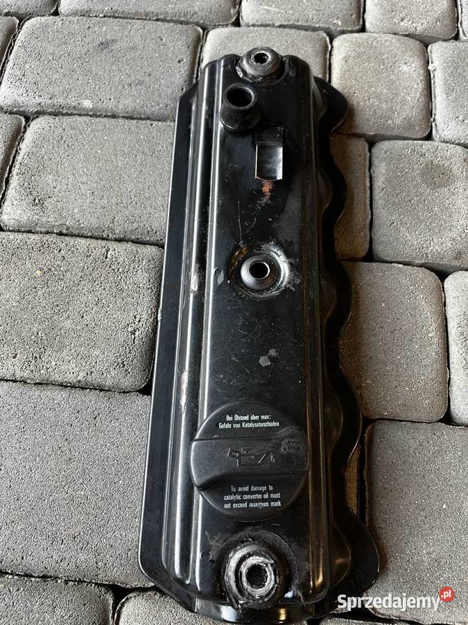 Pokrywa zaworowa Audi A4 B5 19TDI AFN osobowe Szerzyny