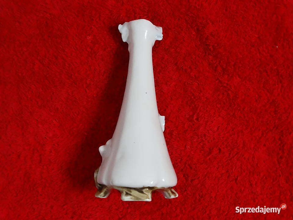 Elegancki Wazonik Vintage Ręcznie Formowane