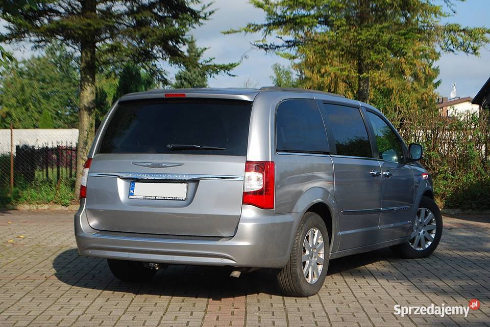 Chrysler Town Country 36 benzynagaz LPG Przebieg Włynkówko