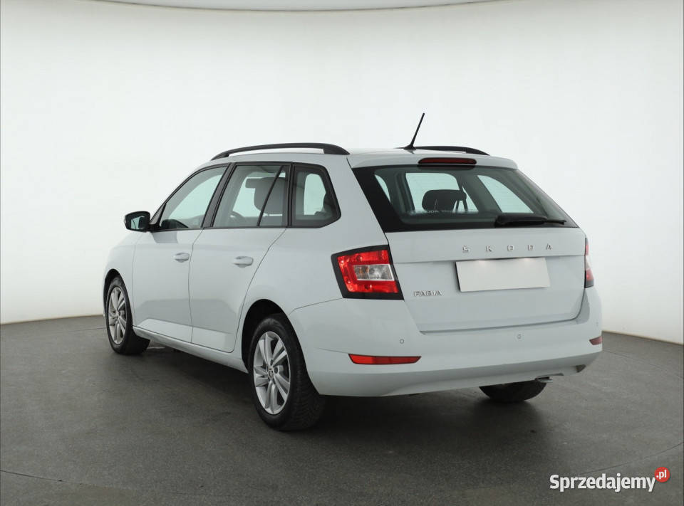 Skoda Fabia 10 TSI Piaseczno