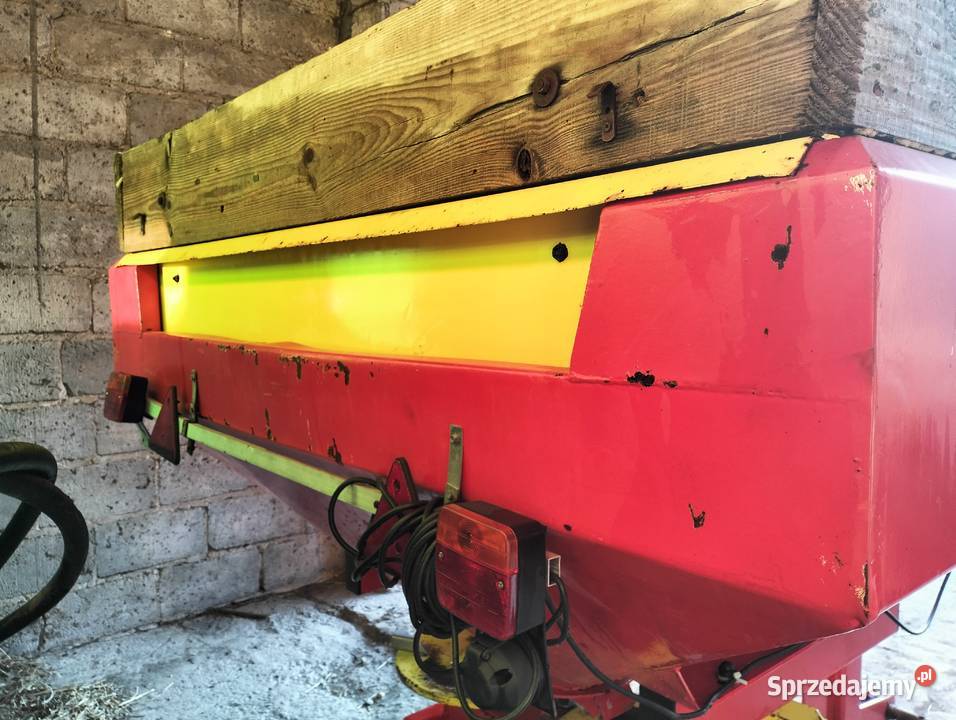 Rozsiewacz Rotina amazone 18m podkarpackie Róża