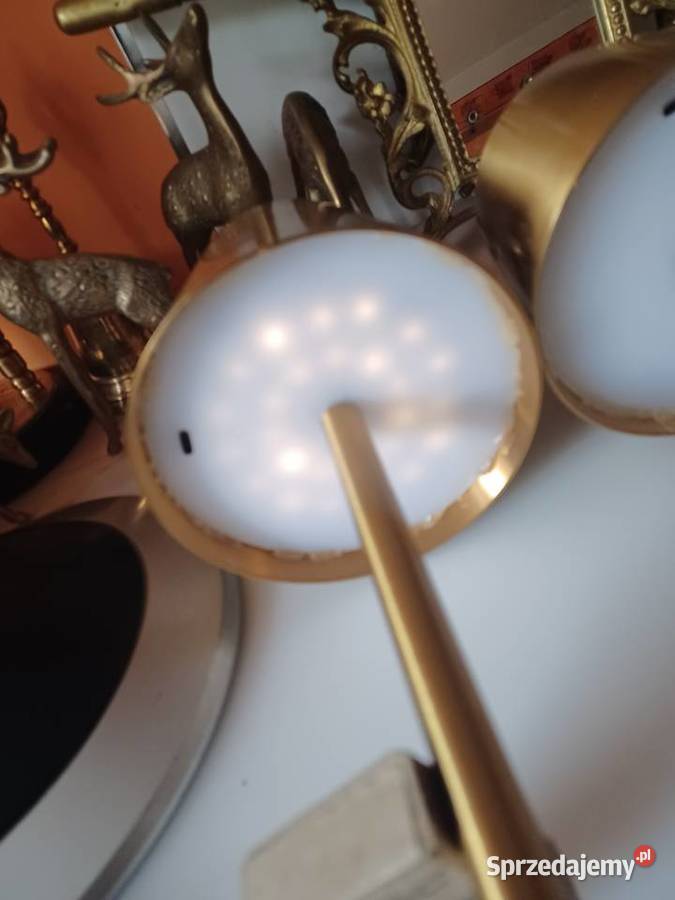 Mosiężna ledowa bezprzewodowa lampka nocna Poznań
