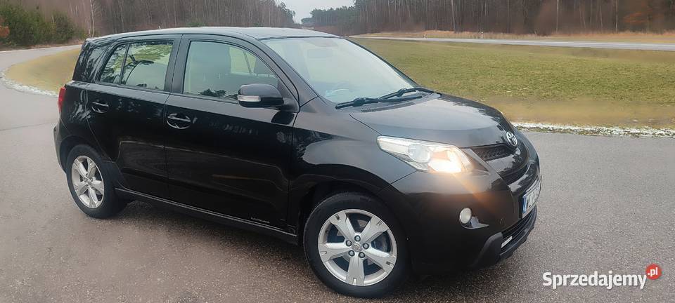 Toyota Urban cruiser 13 benzyna 6 biegow Lipsko sprzedam