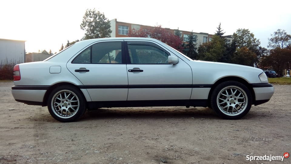Mercedes C klasa W202 C180 nieuszkodzony Olsztyn sprzedam