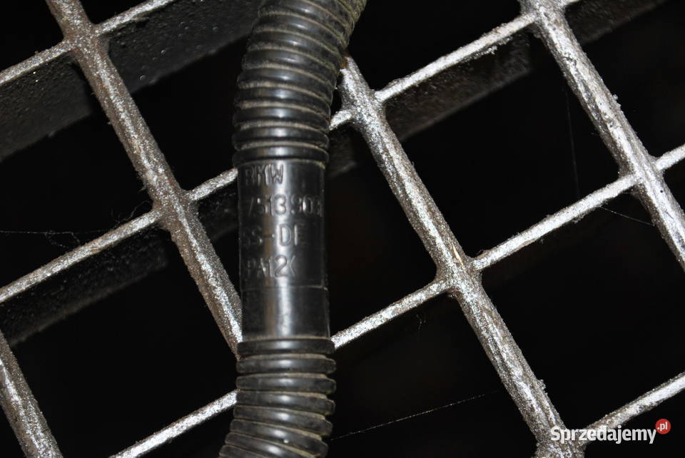 Przewód powrotny odmy BMW E46 POLIFT N40 N42 N45 Kolektory ssące Poręba