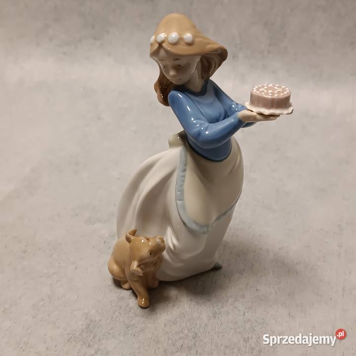 LLADRO seria Nao 1045 Dziewczynka z pieskiem Porcelana i szkło mazowieckie