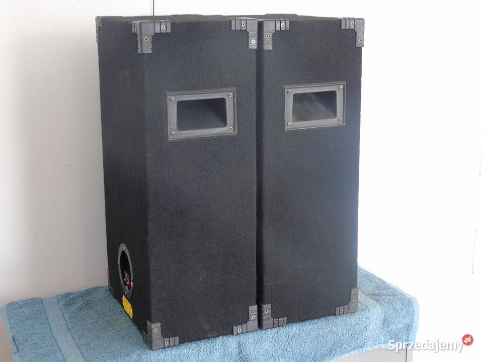 Kolumny estradowe Omnitronic 2x 300 wat sprawne