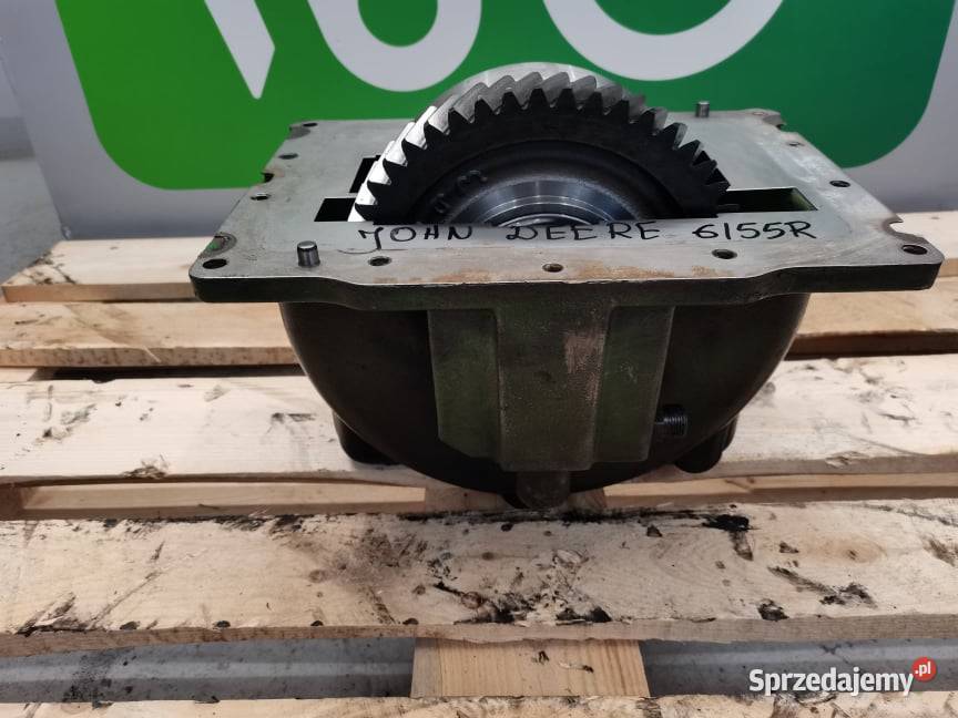 Przystawka przedniego napędu John Deere 6155 R sprzedam
