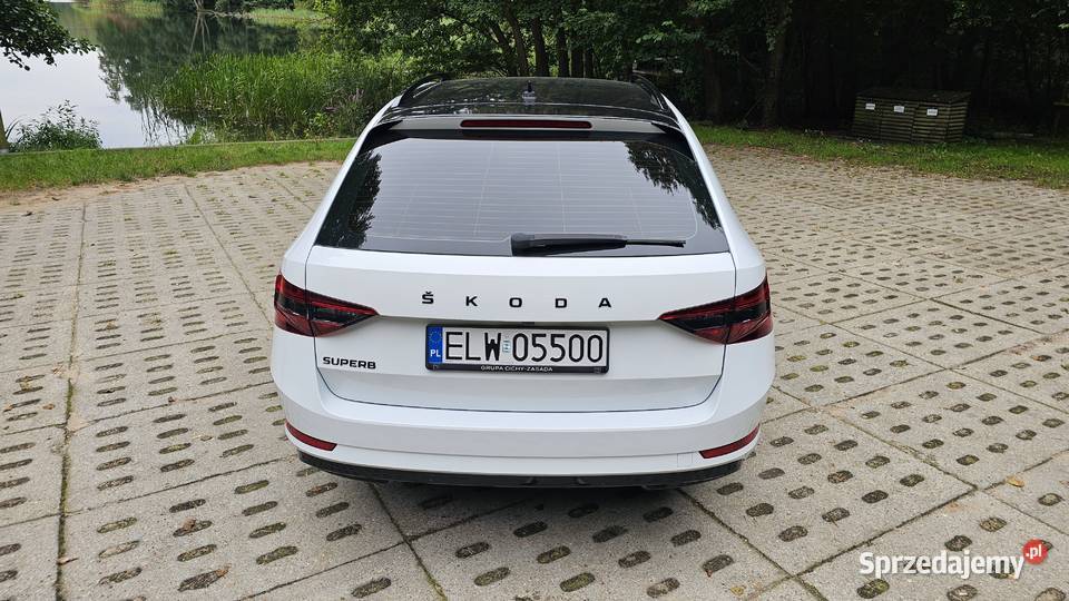 Skoda Superb 20tdi DSG 190 2018r pierwsza czujnik zmierzchu Superb