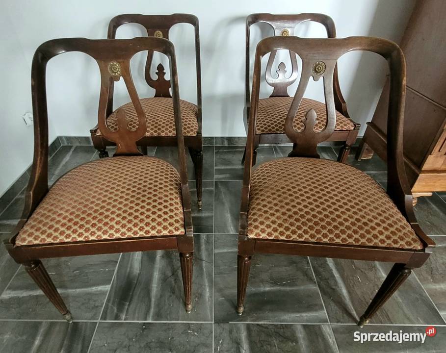 STÓŁ PLUS 4 KRZESŁA