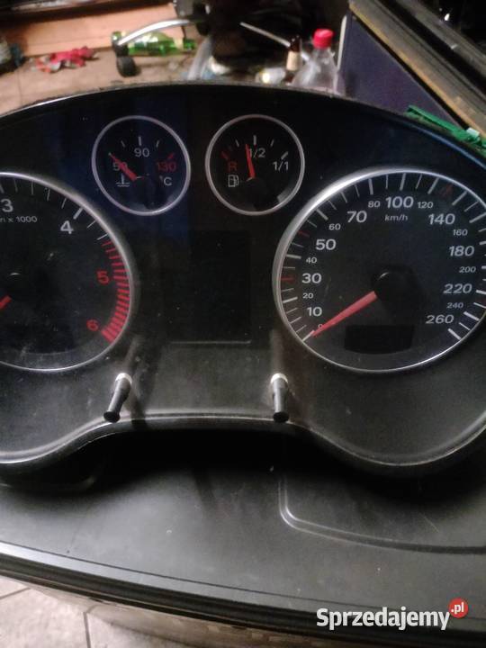 Zegary Audi 8P dolnośląskie Kadłub